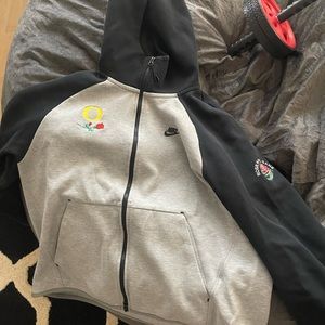 Nike tech fleece jacket Oregon rose bowl edition